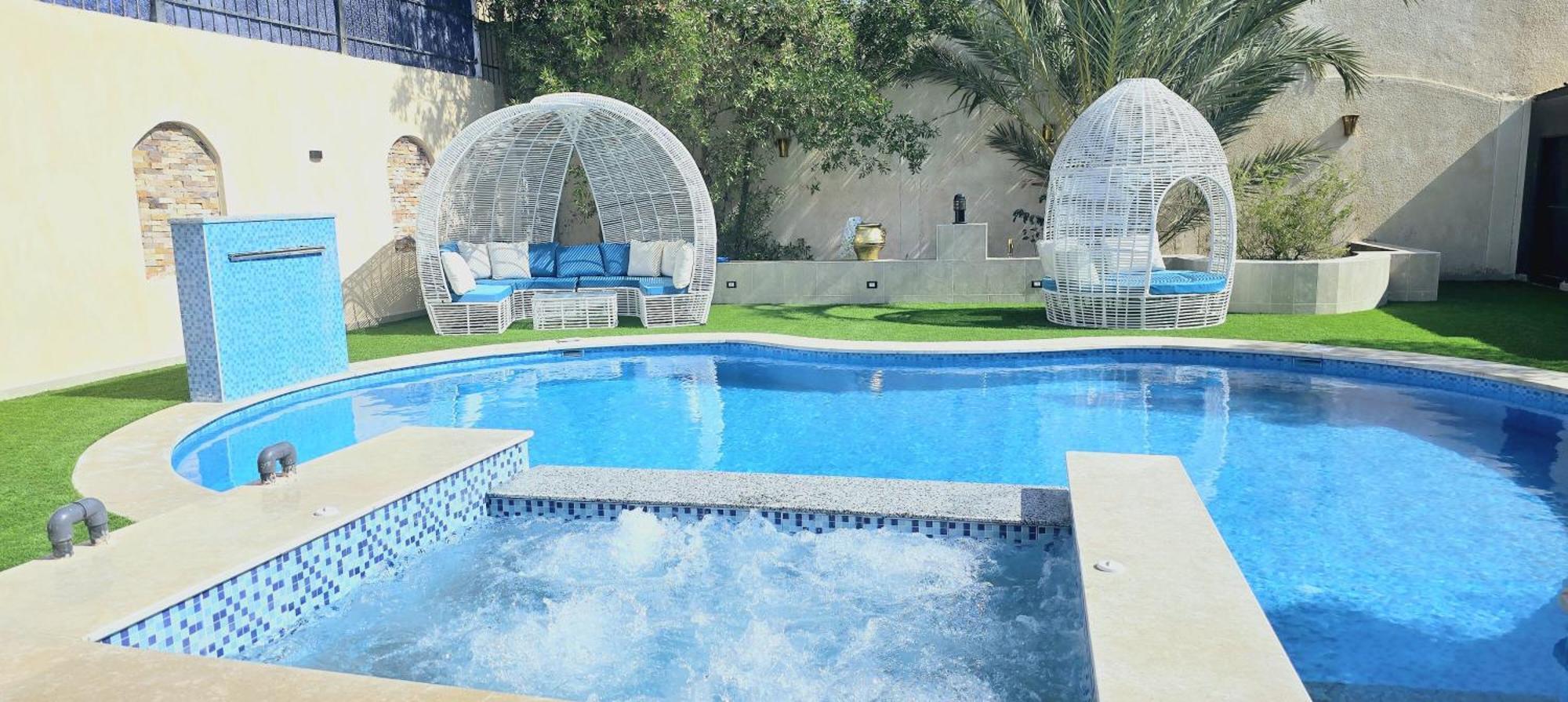 Luxury Royal Blue Family 8pers Private Pool Хургада